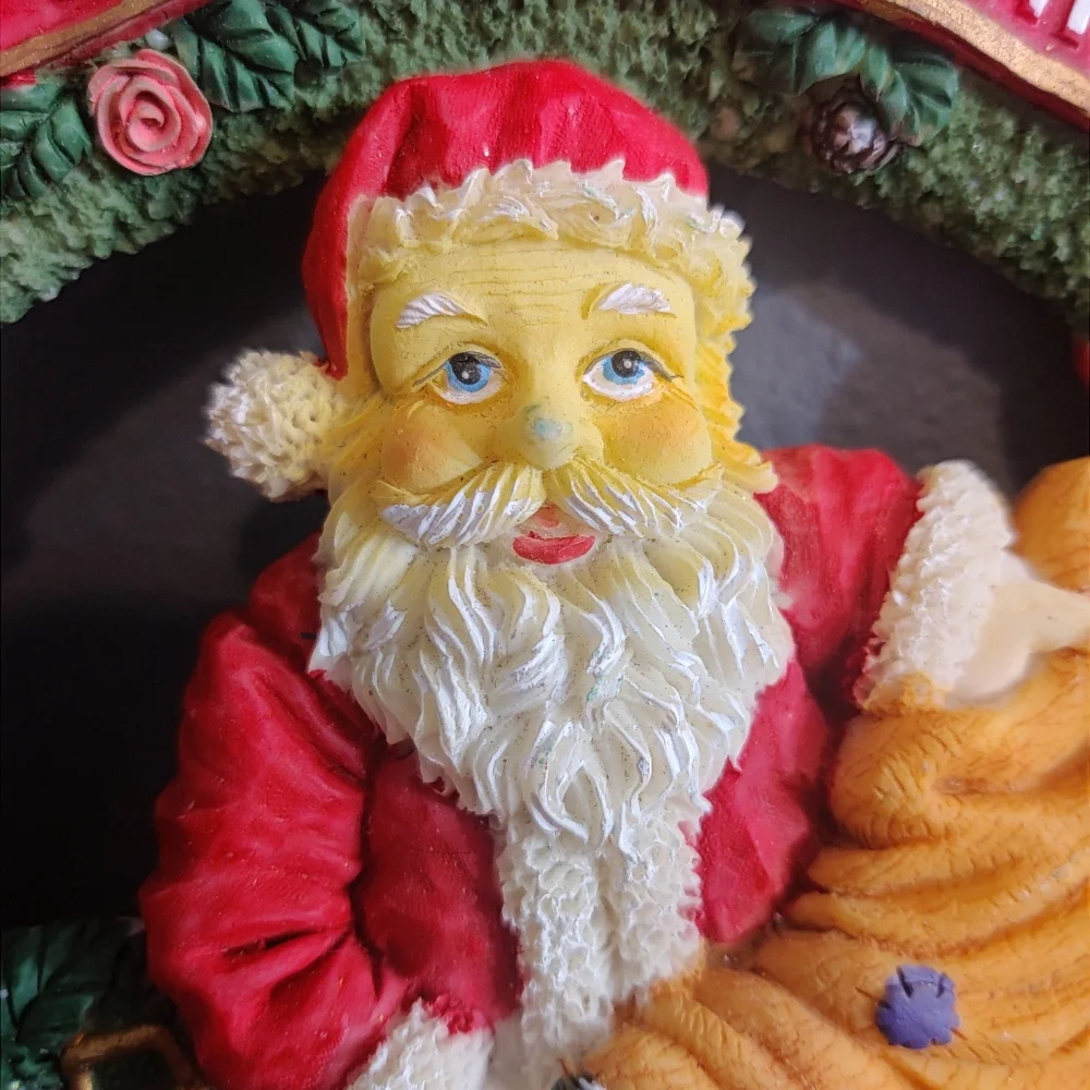 Santa Wreath Plaque Painted Vintage Wall Christmas Decor Holiday Toys Merry